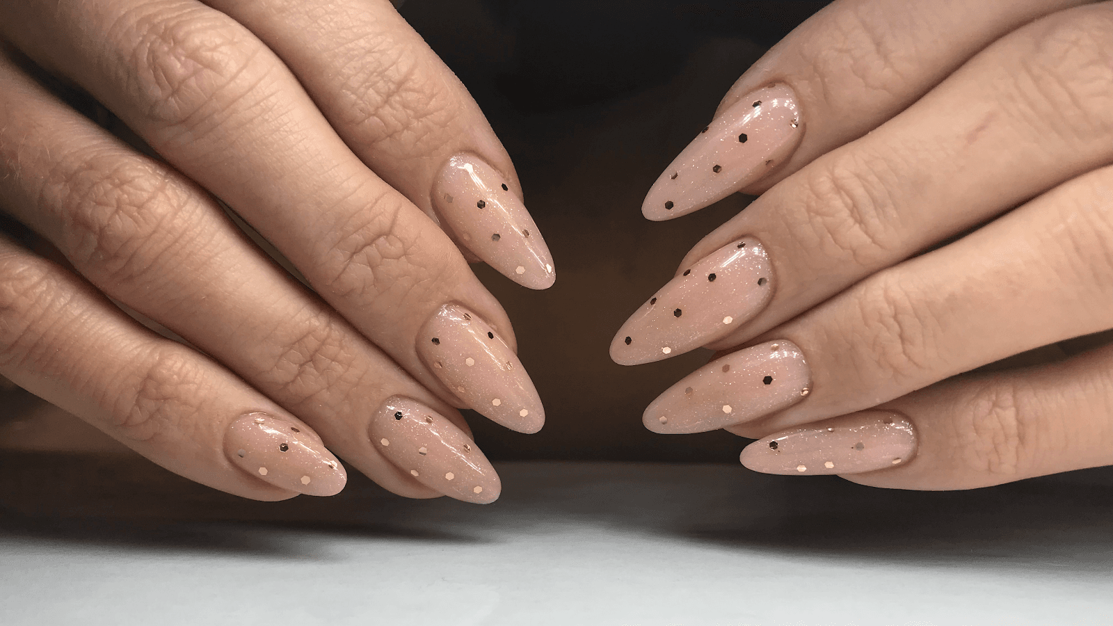 Nails by Anita Horváth - StudioBlue