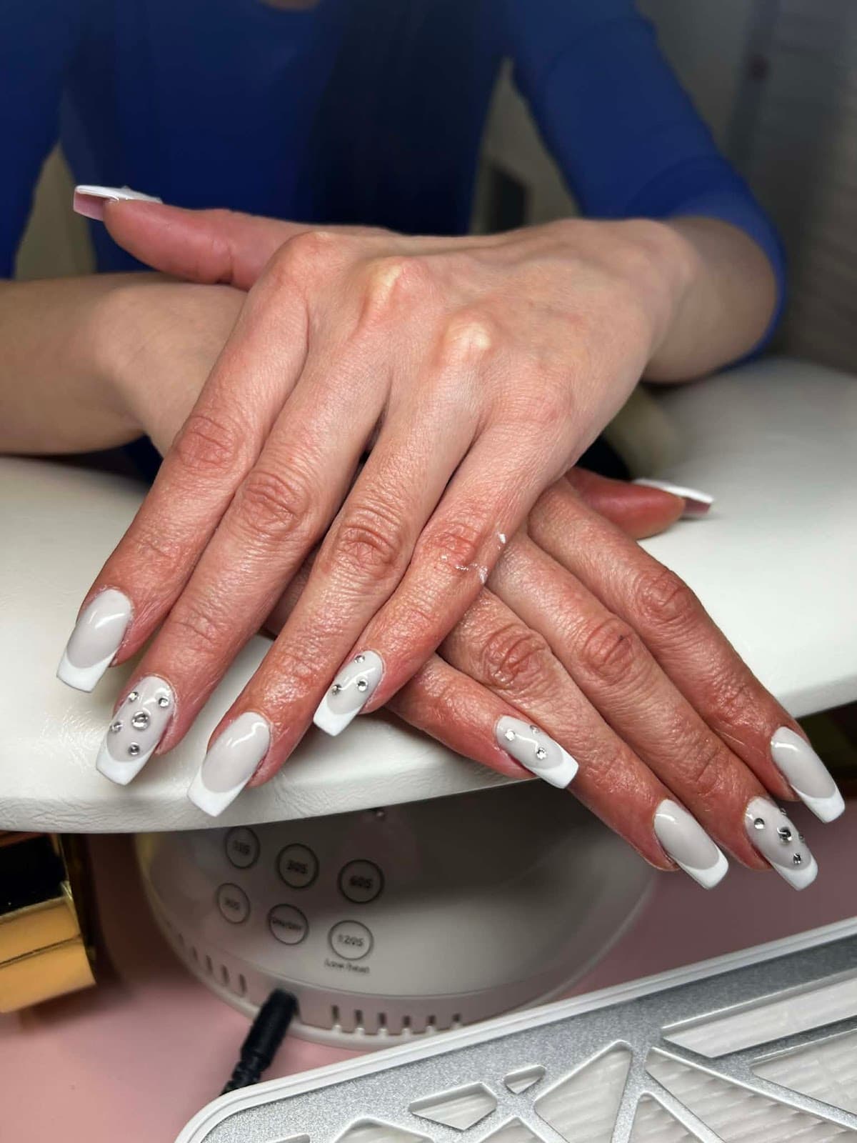 Kass Nini Nail Artist