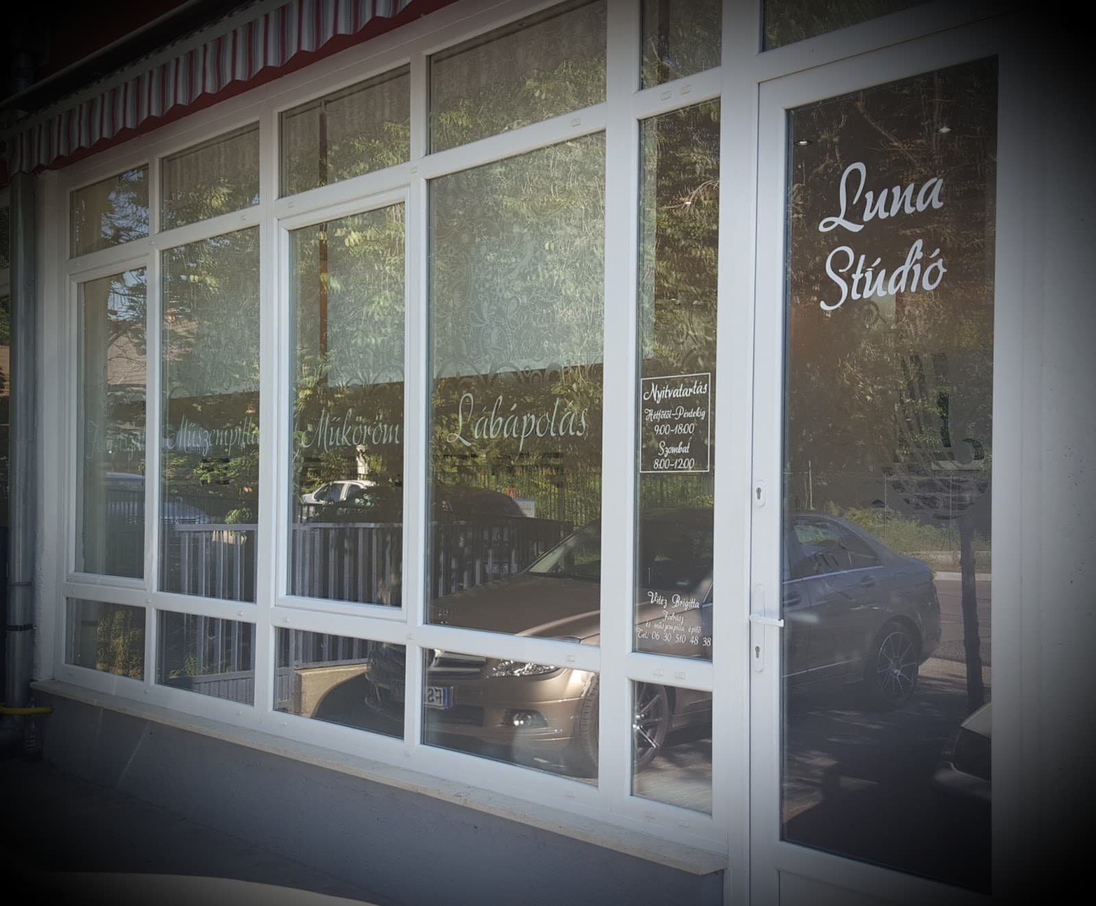 LUNA Stúdió - Fodrászat