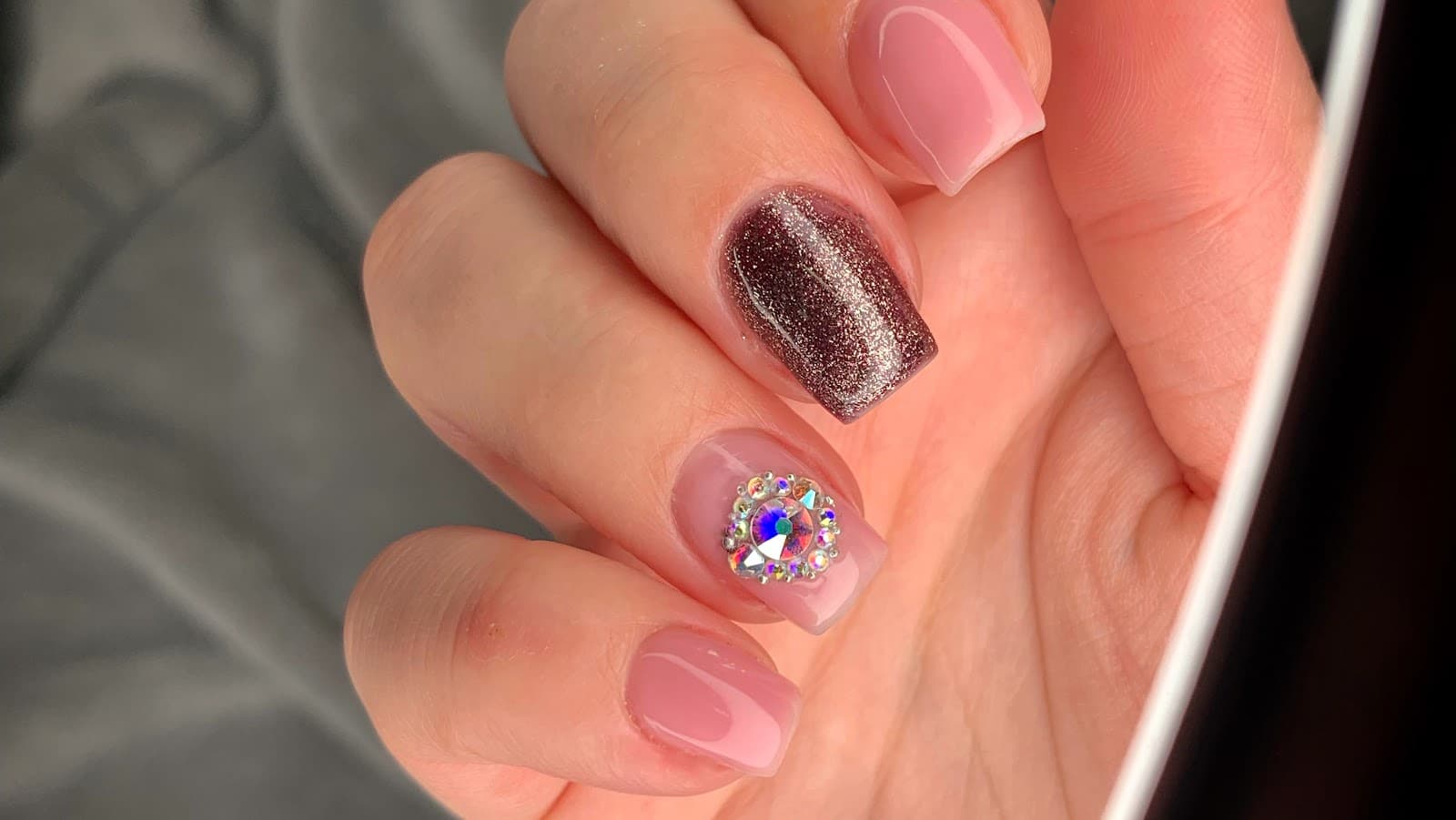 Nora's Nail Garden