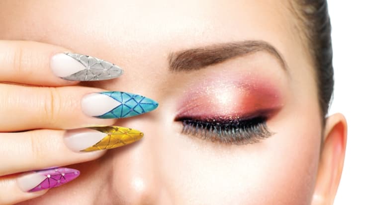 Nails 28
