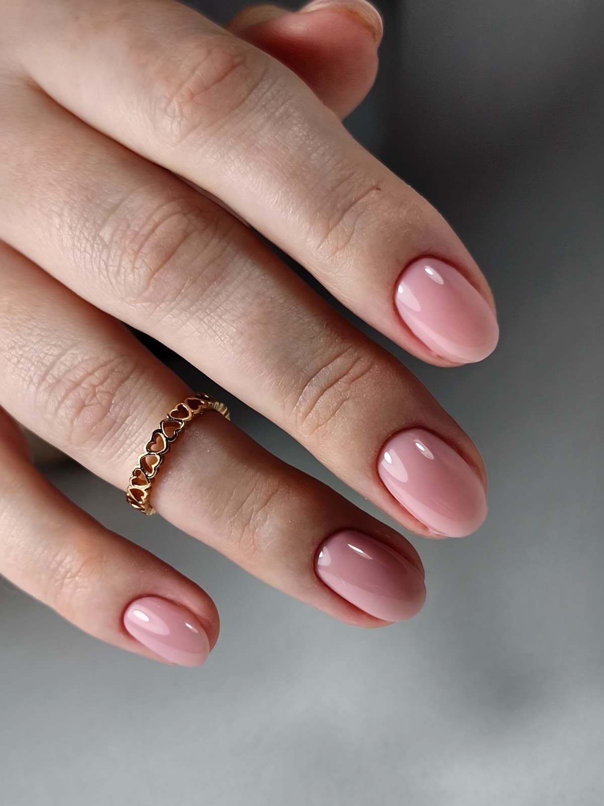 Kiss Virág Nail Artist - manikűr, modern gél lakk, műköröm