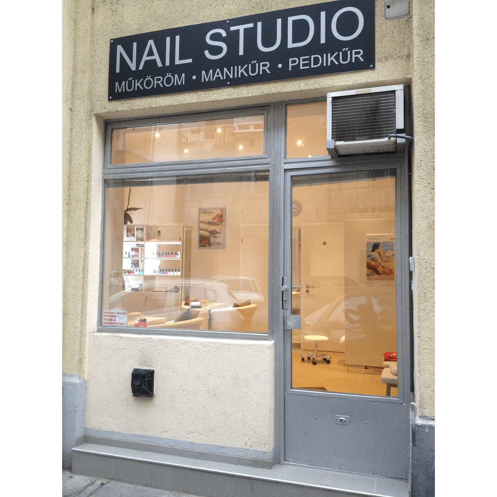 Németh Andrea Műkörmös NAIL STUDIO