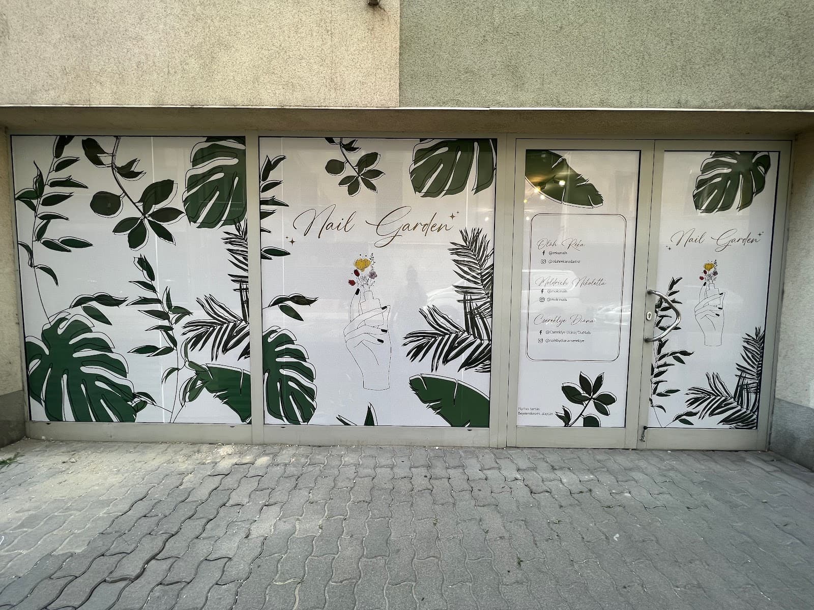 Nail Garden