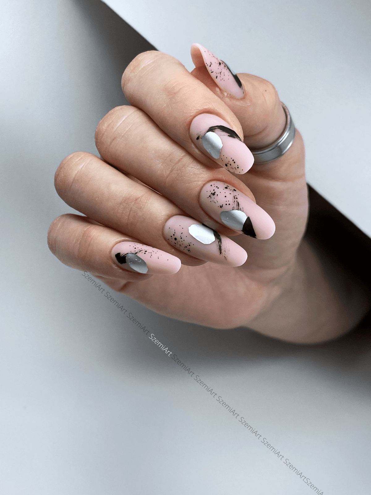 SzemiArt - Nail instructor