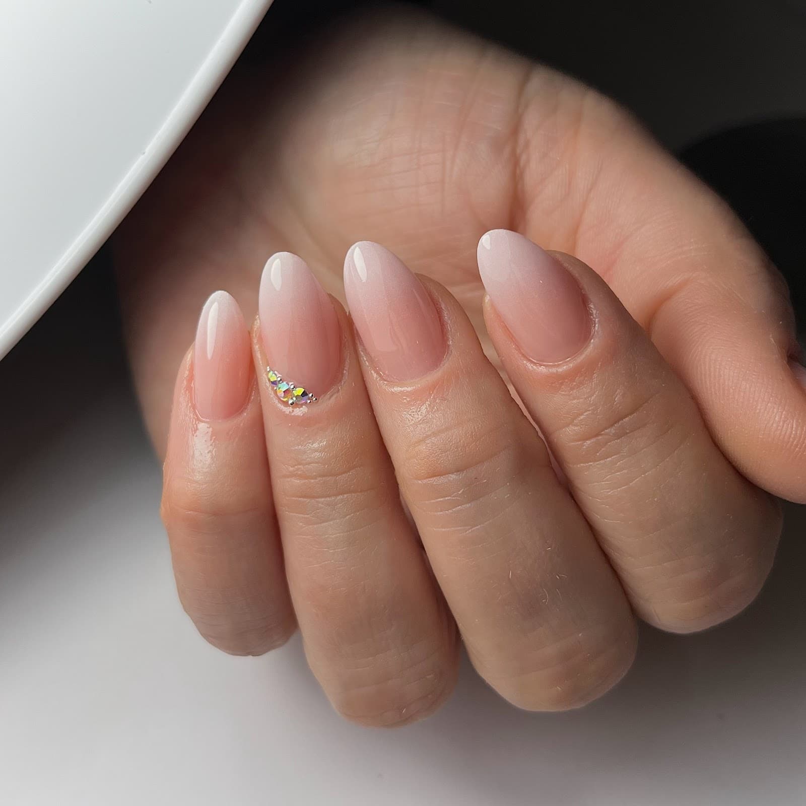Chill & Nails