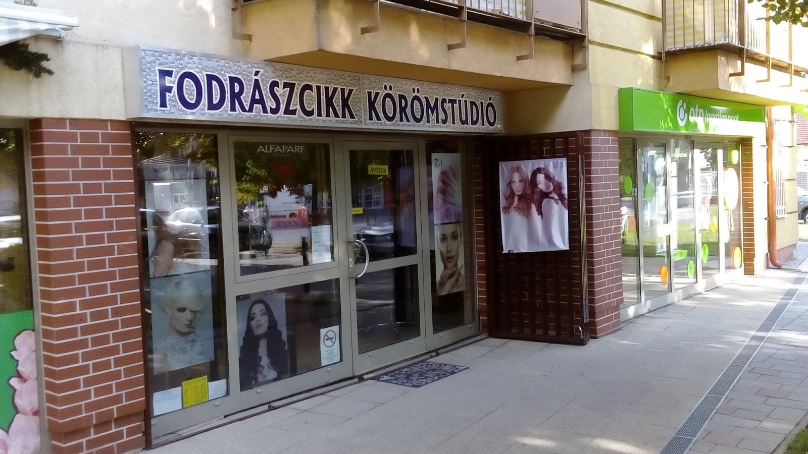 Körömstúdió/manikűr-műköröm/