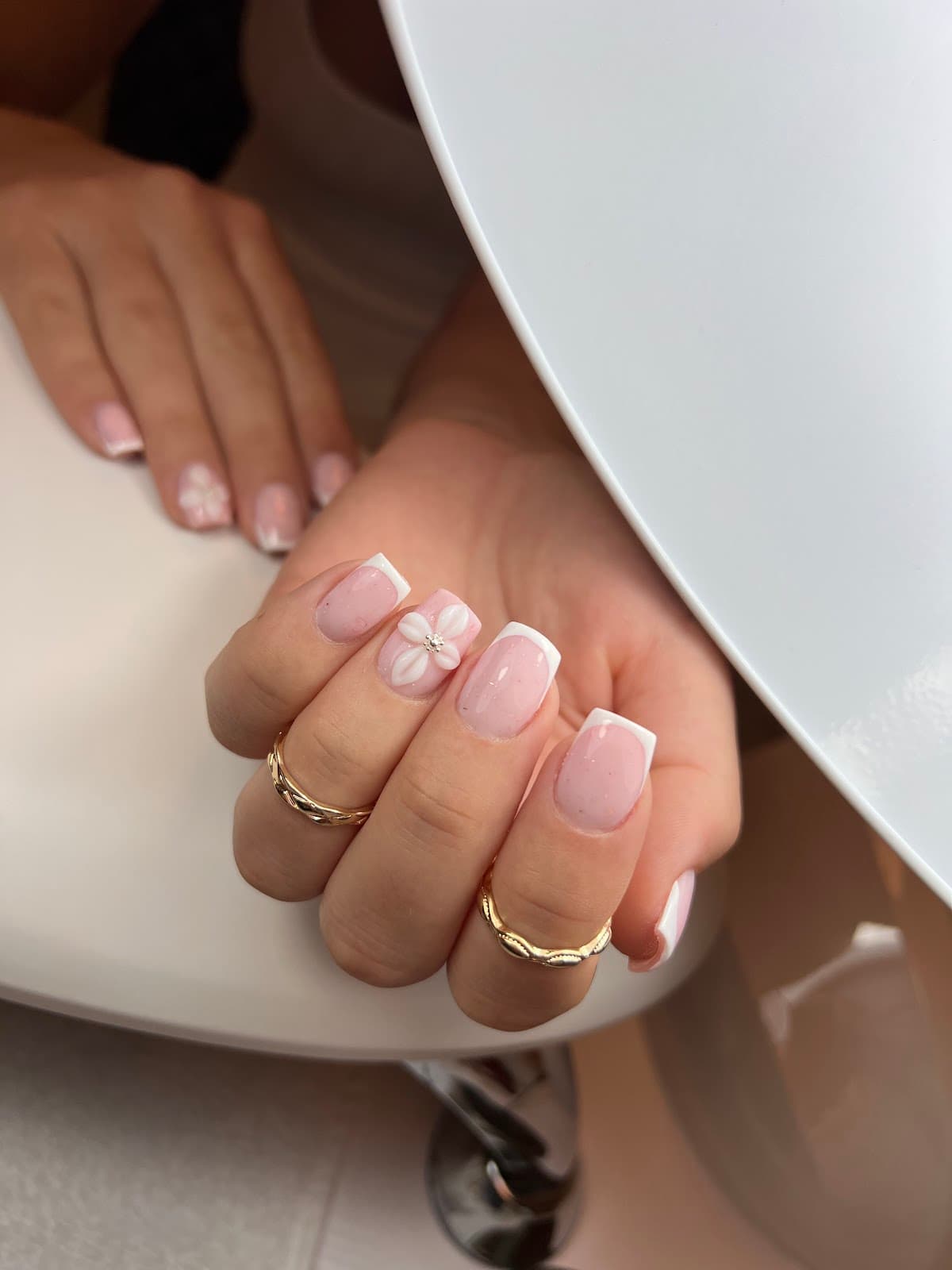 Coral Beauty Rooms