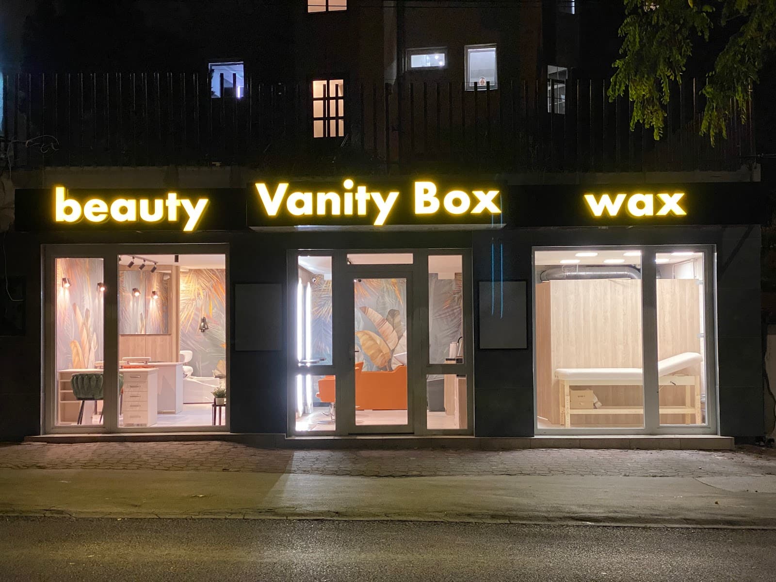 Vanity Box Budapest